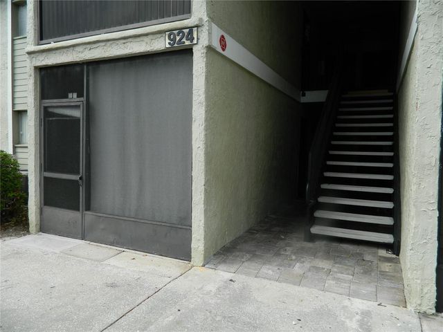 924 LAKE DESTINY ROAD A, Altamonte Springs, FL 32714