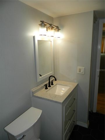 924 LAKE DESTINY ROAD A, Altamonte Springs, FL 32714