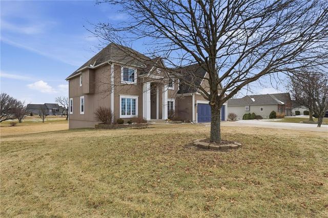 21201 S Jefferson Parkway, Pleasant Hill, MO 64080