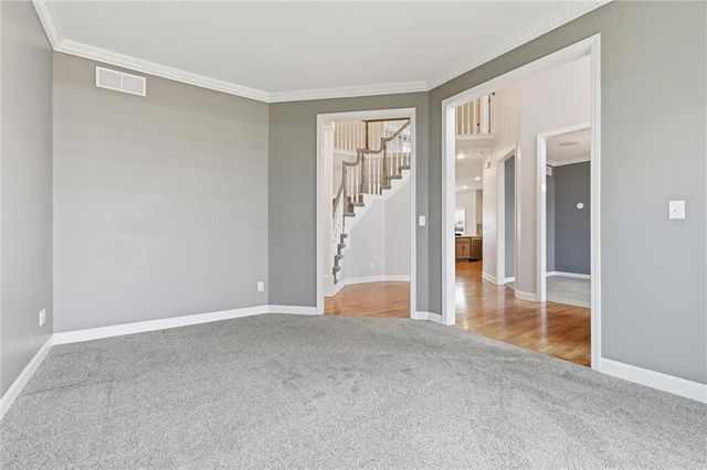 21201 S Jefferson Parkway, Pleasant Hill, MO 64080