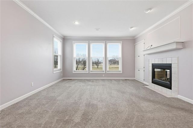 21201 S Jefferson Parkway, Pleasant Hill, MO 64080