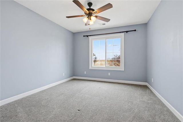 21201 S Jefferson Parkway, Pleasant Hill, MO 64080