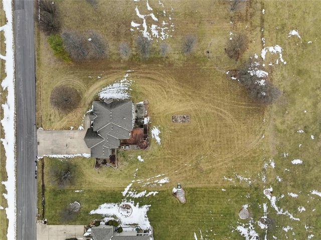 21201 S Jefferson Parkway, Pleasant Hill, MO 64080