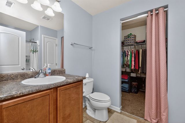 9145 Greenspire Drive 107, West Des Moines, IA 50266