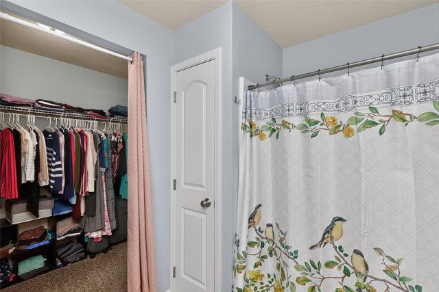 9145 Greenspire Drive 107, West Des Moines, IA 50266