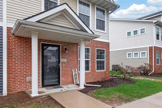 9145 Greenspire Drive 107, West Des Moines, IA 50266