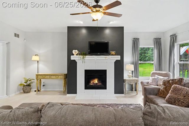 54525 Brentwood Drive, South Lyon, MI 48178
