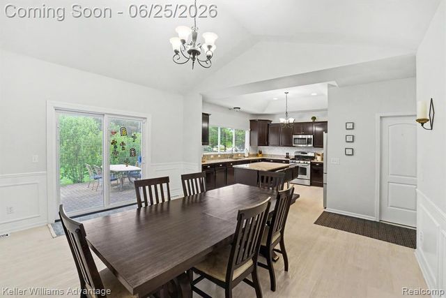 54525 Brentwood Drive, South Lyon, MI 48178