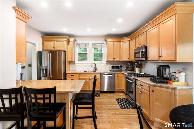 250 High Ridge Road, Stamford, CT 06905