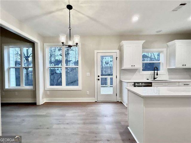 22 Lakewood Court SE, Cartersville, GA 30120