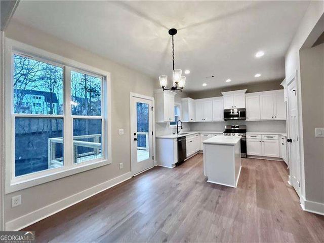 22 Lakewood Court SE, Cartersville, GA 30120