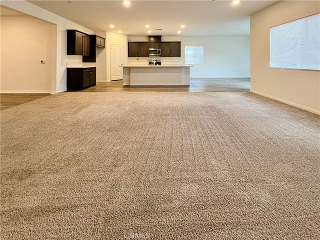 7318 Chetco River, Bakersfield, CA 93311