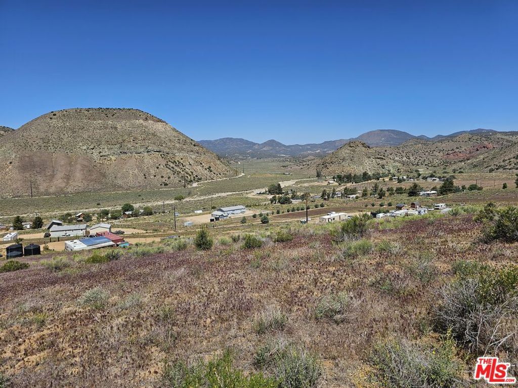0 Pine Grove Dr, Tehachapi, CA 93561