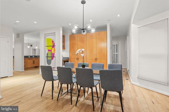10314 THORNBUSH LN, Bethesda, MD 20814
