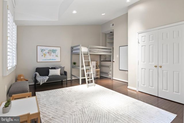 10314 THORNBUSH LN, Bethesda, MD 20814