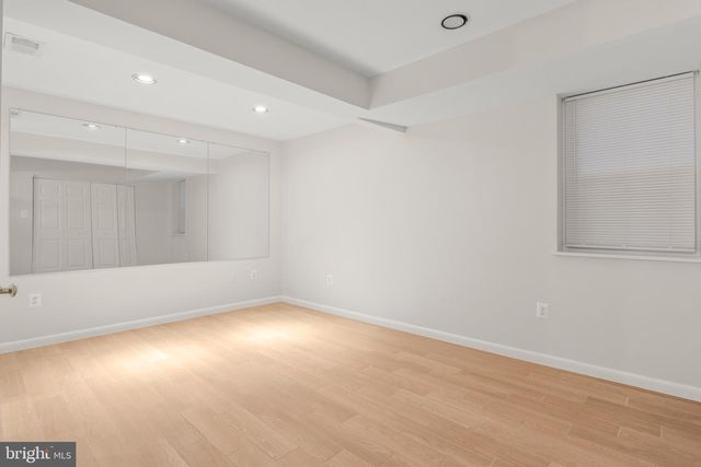 10314 THORNBUSH LN, Bethesda, MD 20814