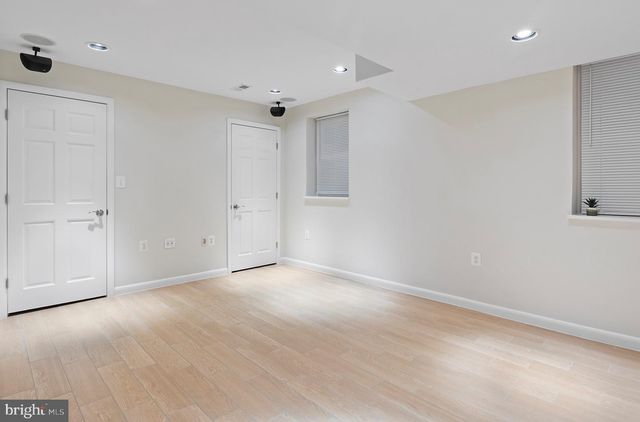 10314 THORNBUSH LN, Bethesda, MD 20814