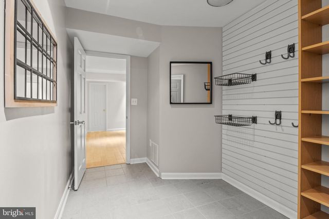 10314 THORNBUSH LN, Bethesda, MD 20814