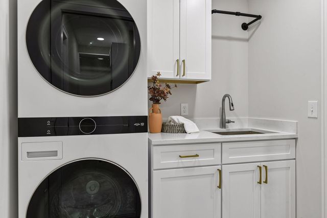 3220 Aquila Lane S, Saint Louis Park, MN 55426