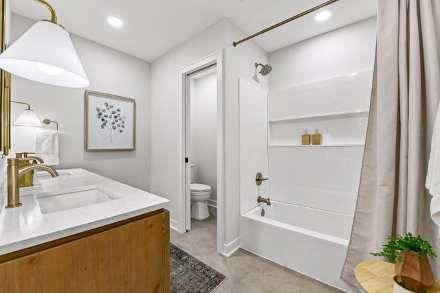 3220 Aquila Lane S, Saint Louis Park, MN 55426