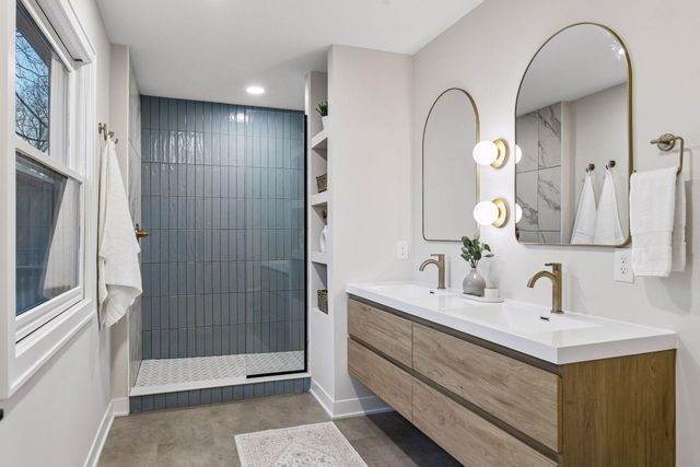 3220 Aquila Lane S, Saint Louis Park, MN 55426