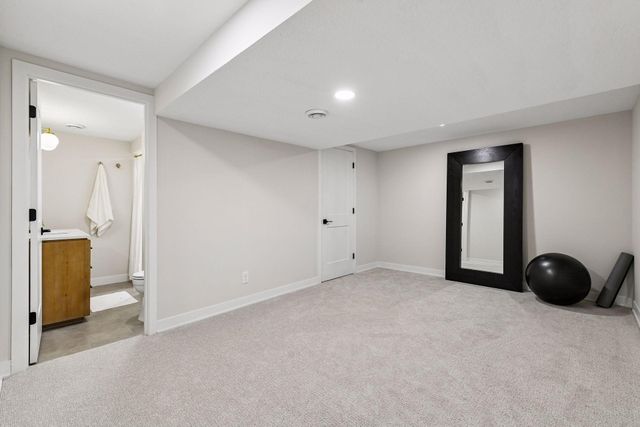 3220 Aquila Lane S, Saint Louis Park, MN 55426