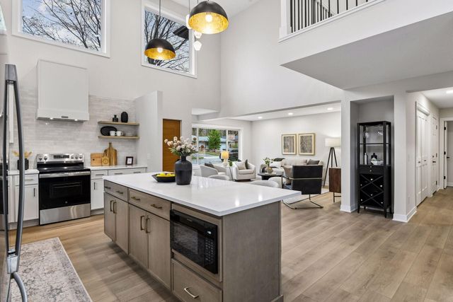 3220 Aquila Lane S, Saint Louis Park, MN 55426