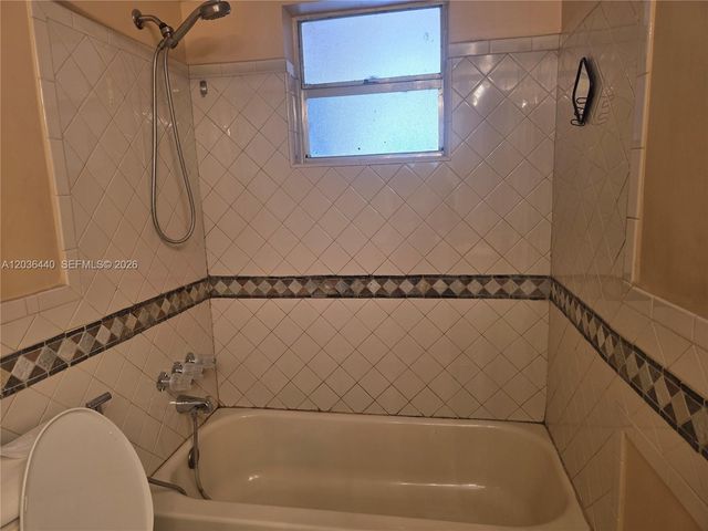 1304 NE 191st Street A128, Miami, FL 33179