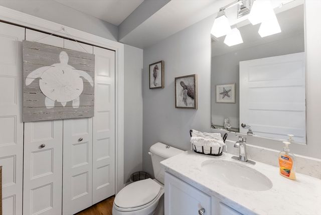 216 Water St B306, Plymouth, MA 02360