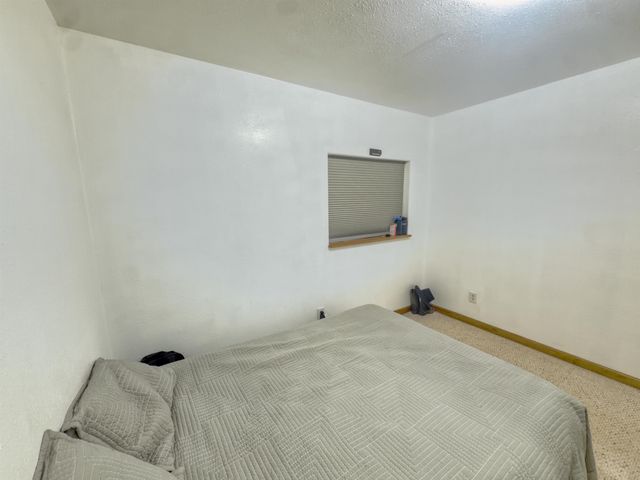1077 JOHN KALINAS ROAD, Fairbanks, AK 99712