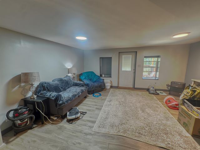 1077 JOHN KALINAS ROAD, Fairbanks, AK 99712
