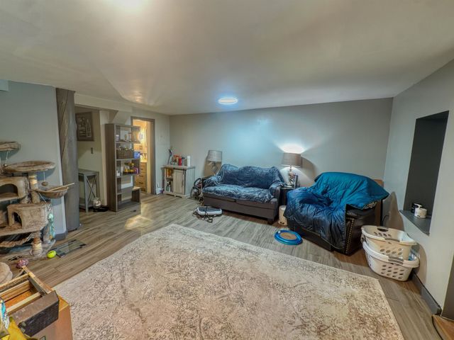 1077 JOHN KALINAS ROAD, Fairbanks, AK 99712