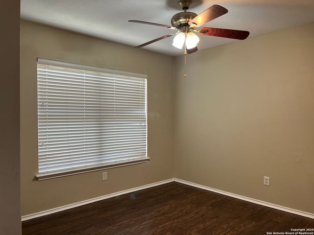 9145 CENTRO BONITO, San Antonio, TX 78245