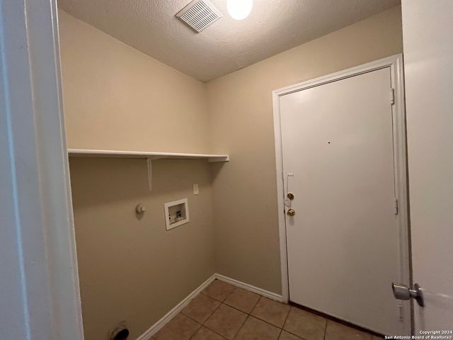 9145 CENTRO BONITO, San Antonio, TX 78245