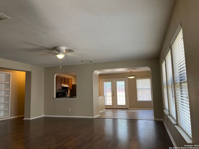 9145 CENTRO BONITO, San Antonio, TX 78245