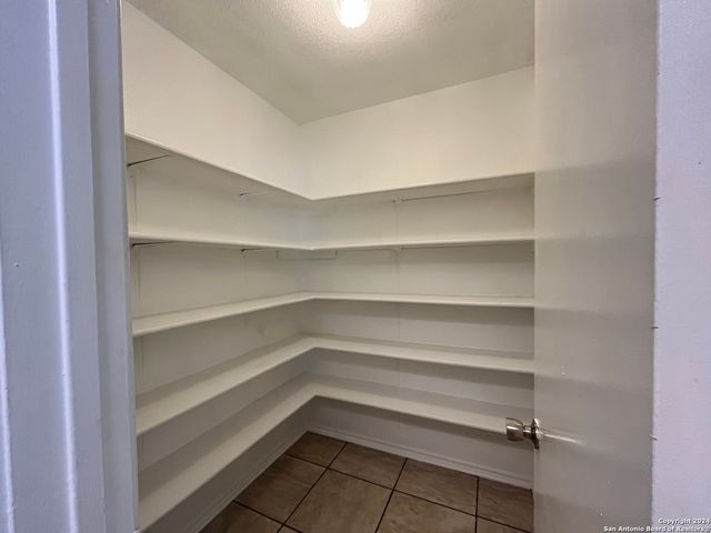9145 CENTRO BONITO, San Antonio, TX 78245