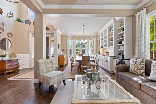 9146 Quail Brook Cir, Elk Grove, CA 95624