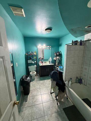 621 Elmwood Avenue, Joliet, IL 60433