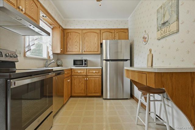 3903 Lincoln Street, Seaford, NY 11783