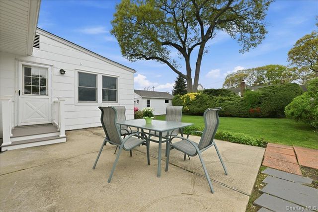 3903 Lincoln Street, Seaford, NY 11783