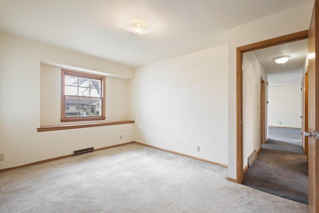 6579 N 66th STREET, Milwaukee, WI 53223