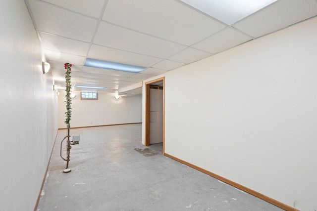 6579 N 66th STREET, Milwaukee, WI 53223