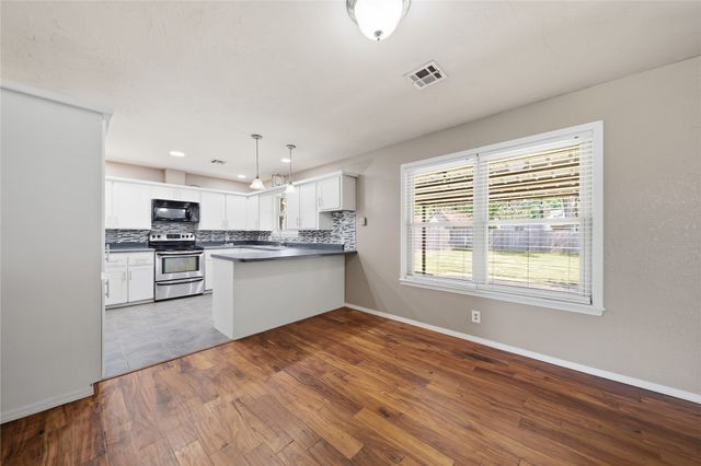 1452 Paradise Lane, Claremore, OK 74017