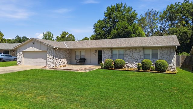 1452 Paradise Lane, Claremore, OK 74017