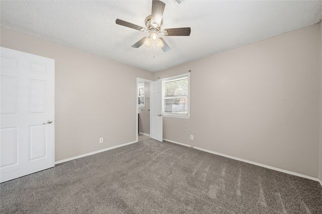 1452 Paradise Lane, Claremore, OK 74017