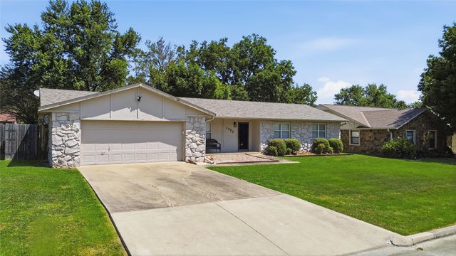 1452 Paradise Lane, Claremore, OK 74017