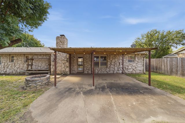 1452 Paradise Lane, Claremore, OK 74017