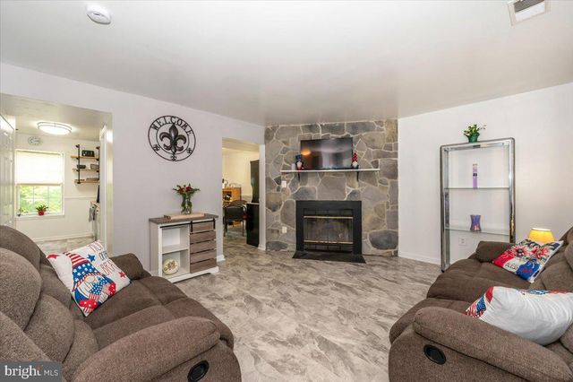 10625 SHASTA CT #T, Damascus, MD 20872