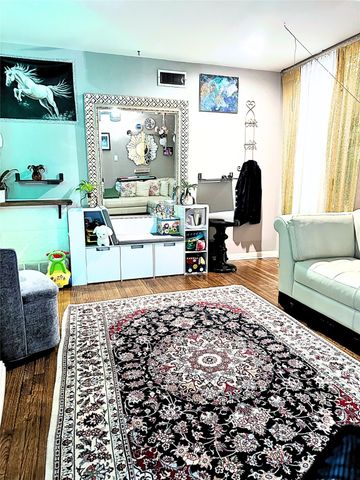 3715 LA JOYA Drive, Dallas, TX 75220