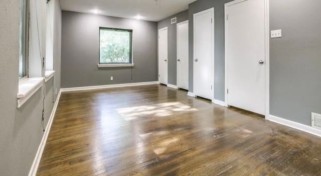 3715 LA JOYA Drive, Dallas, TX 75220